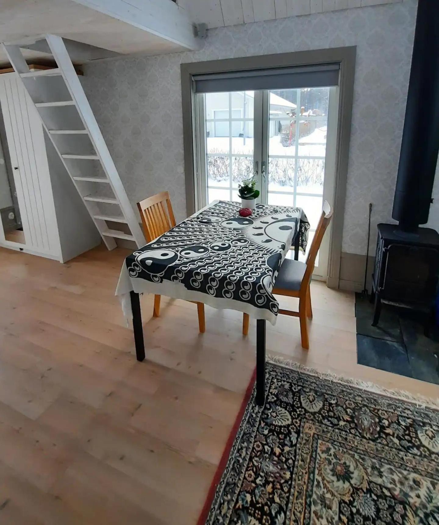 Charmigt Hus Och Mysigt Boende! Hudiksvall Extérieur photo
