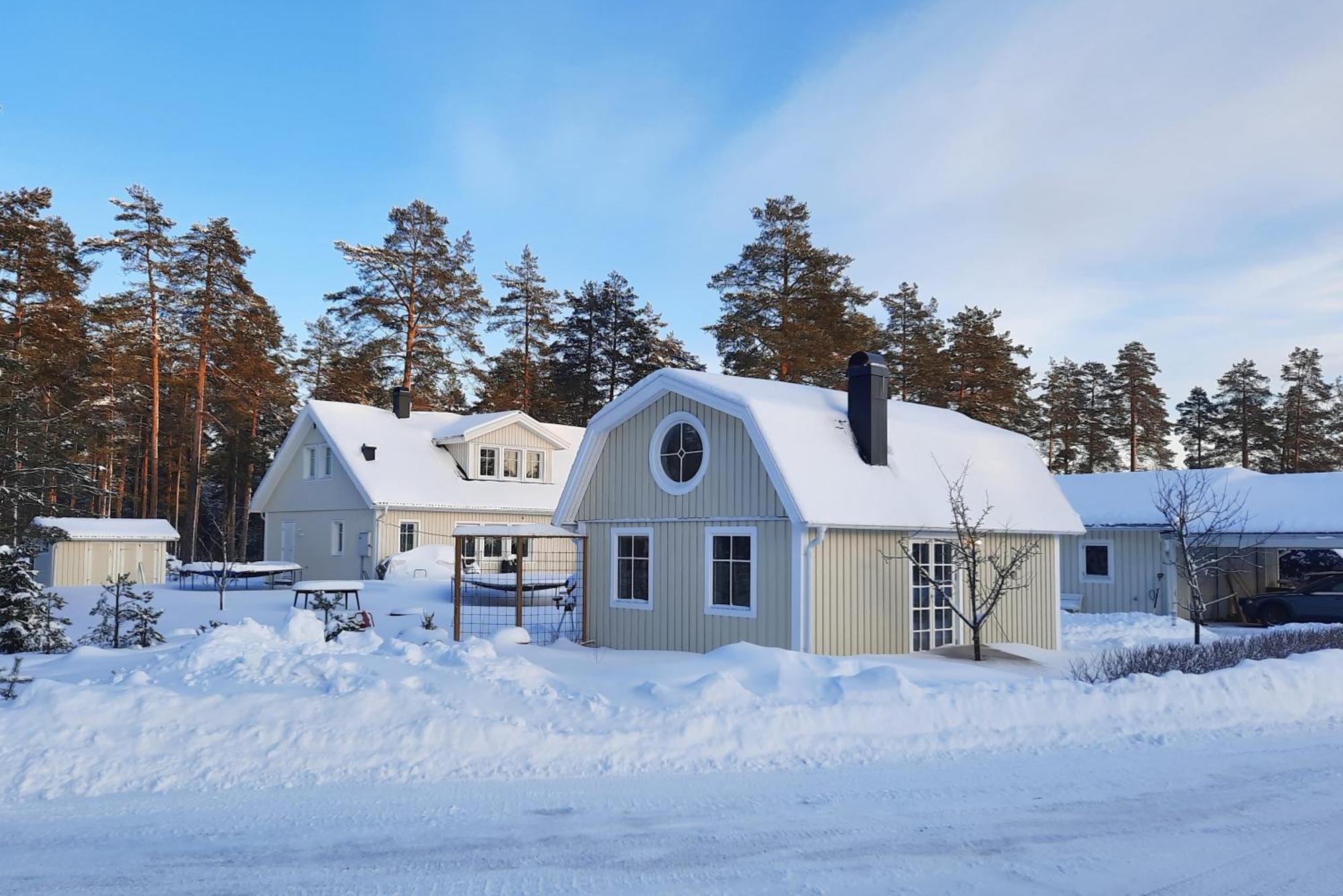 Charmigt Hus Och Mysigt Boende! Hudiksvall Extérieur photo